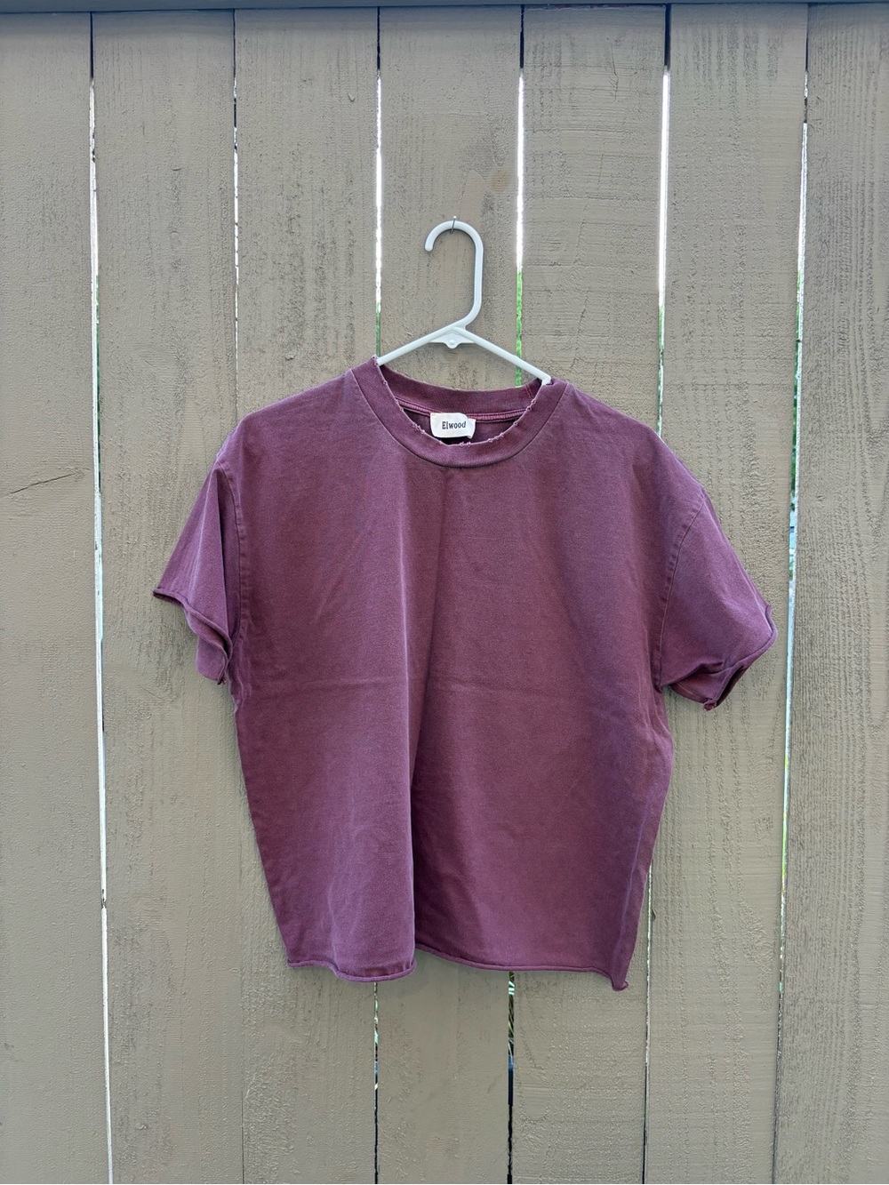 Elwood cropped tee in purple